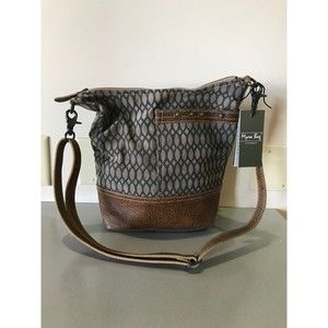 NWT Myra Honeybee Pattern Shoulder Bag